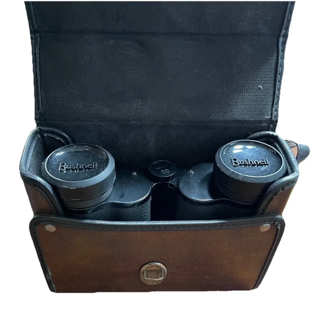 Bushnell Sportview 7x35 Extra Wide Angle Binoculars w/Carry Strap & Case-Vintage